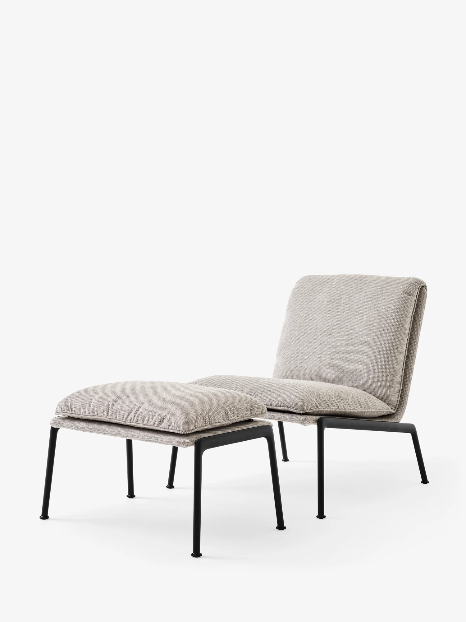 Muno lounge chair with footstool