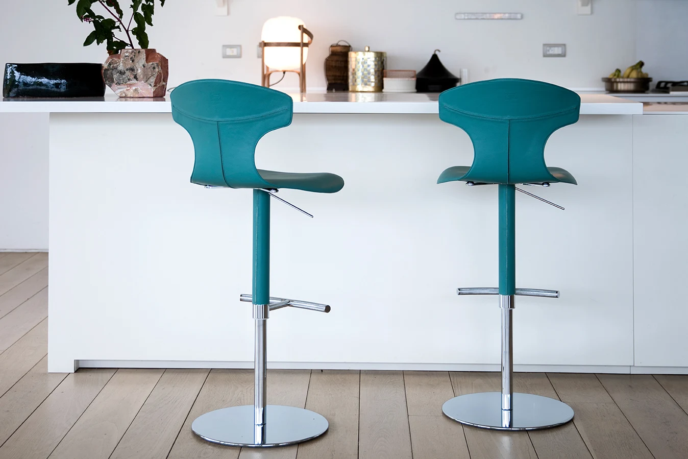Montera Stool
