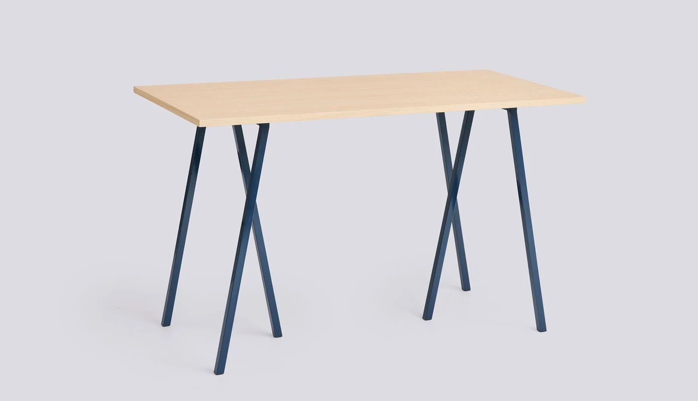 Loop Stand High Table