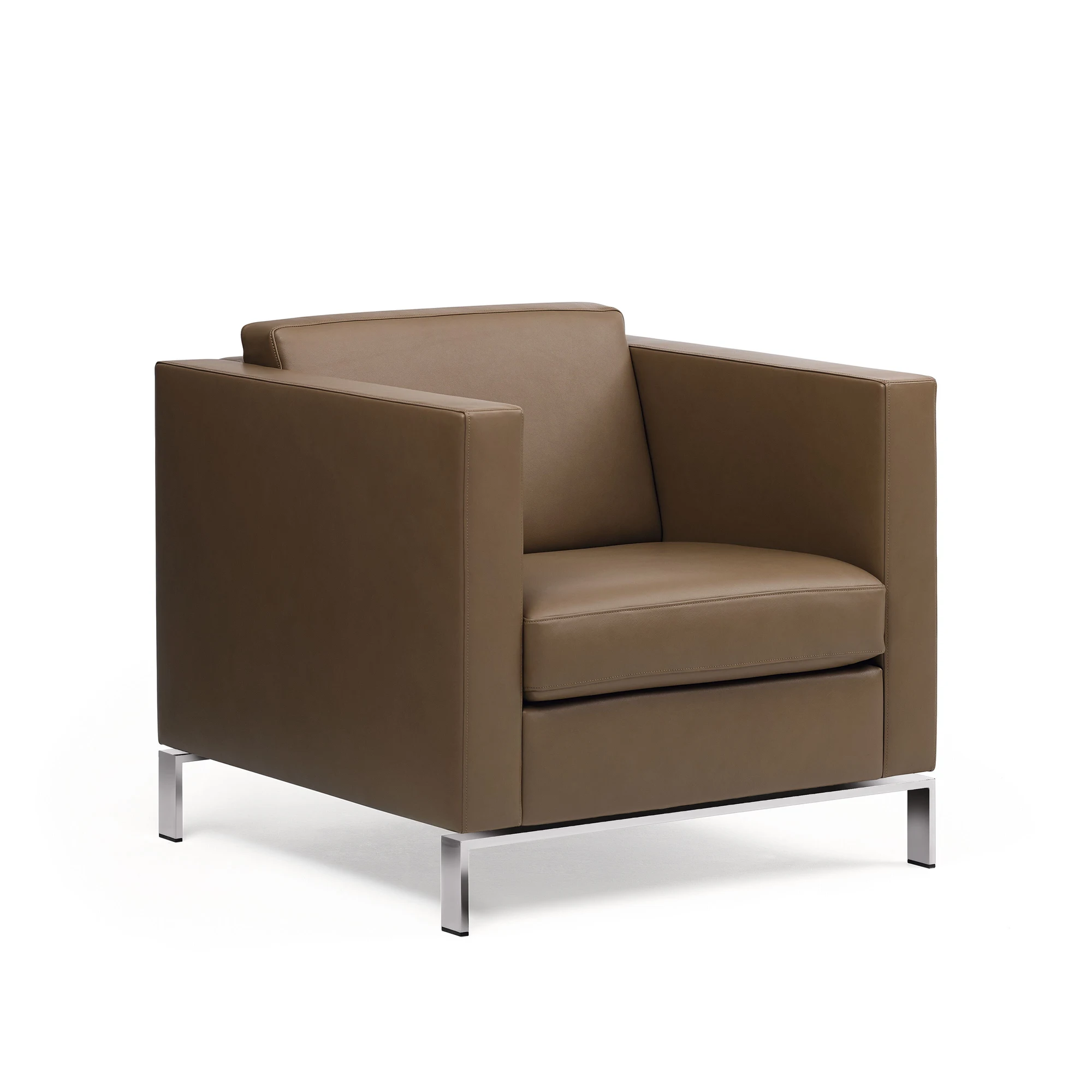 Foster 500 Armchair