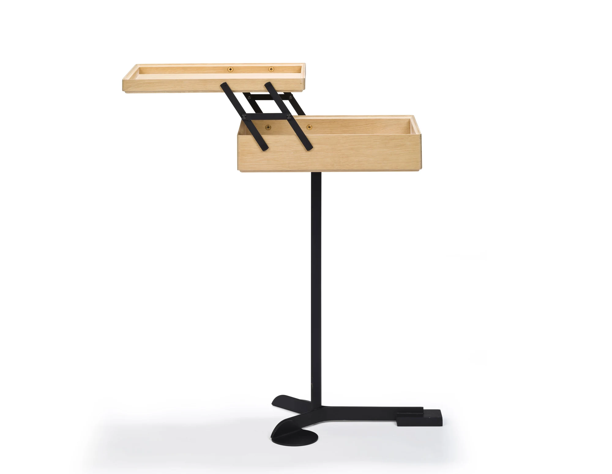 Comodo Side Table (Karakter)