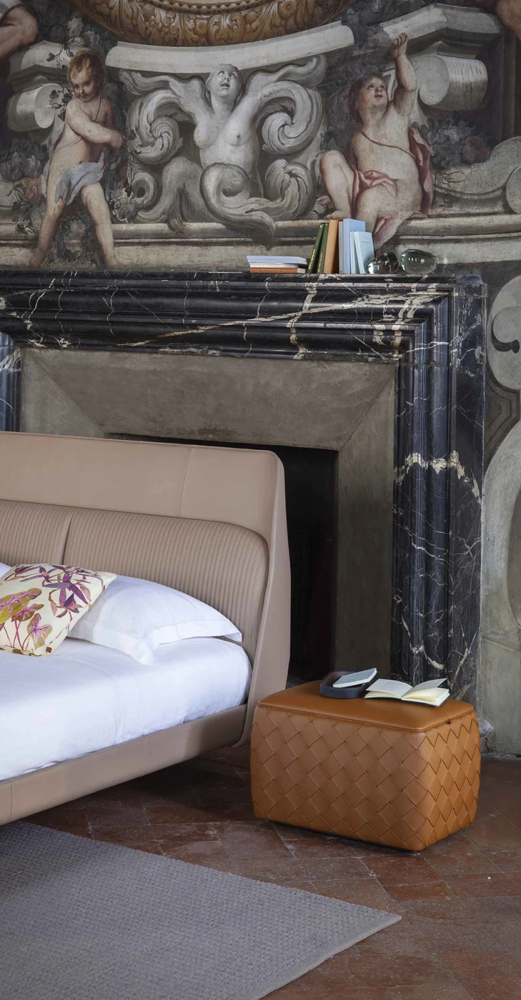 Le pouf de rangement Grant complet