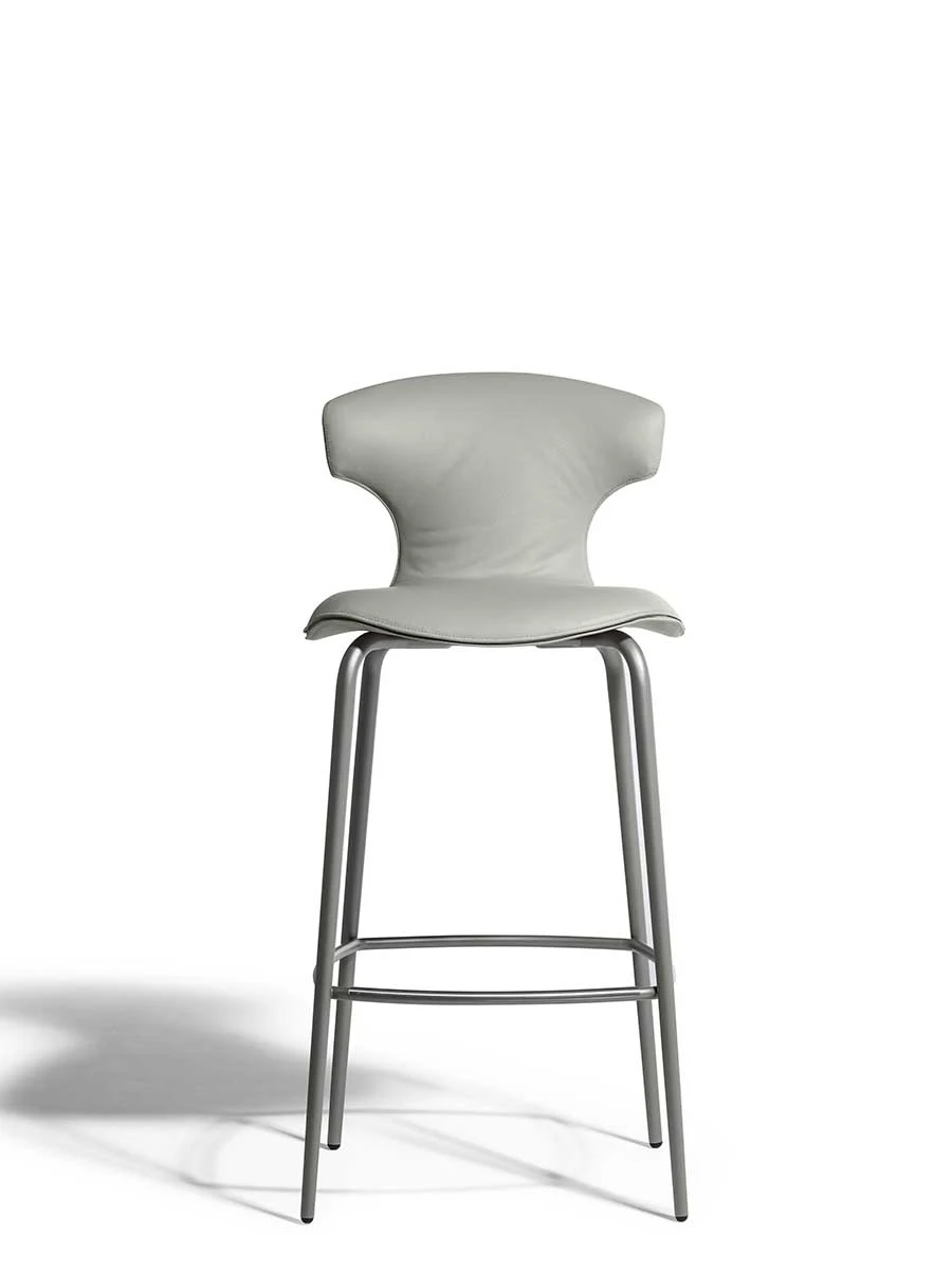 Montera Mas Stool With Metal Base