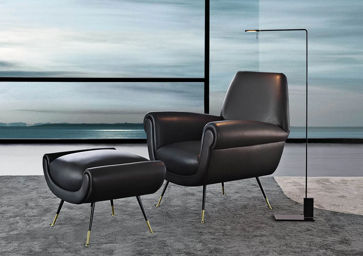 配有脚凳、纤细椅腿的扶手椅,Minotti 官方图片