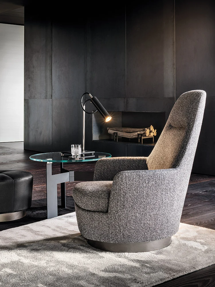 High armchair, official Minotti photo